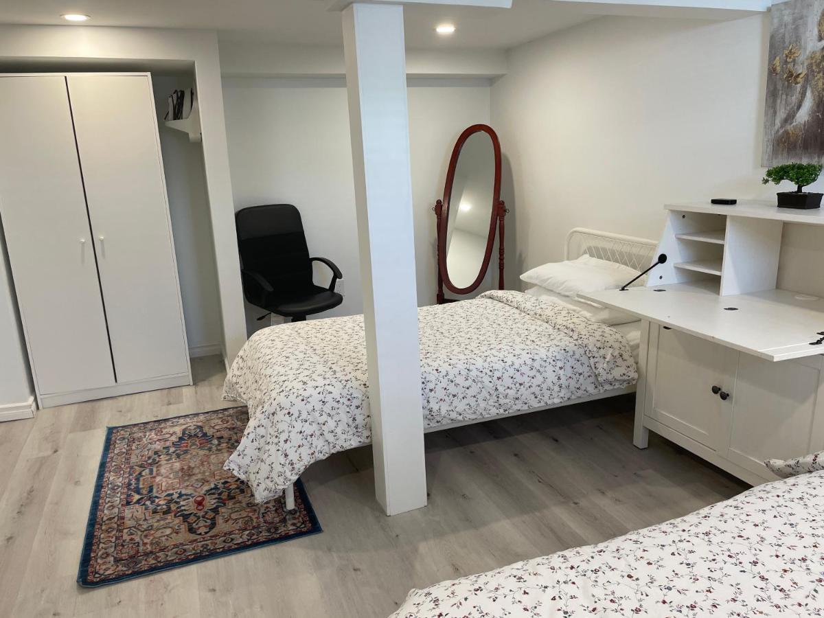 Newly Renovated 2 Bedroom 1 Ba *10 Min Walk To Falls* Niagara Falls Eksteriør billede
