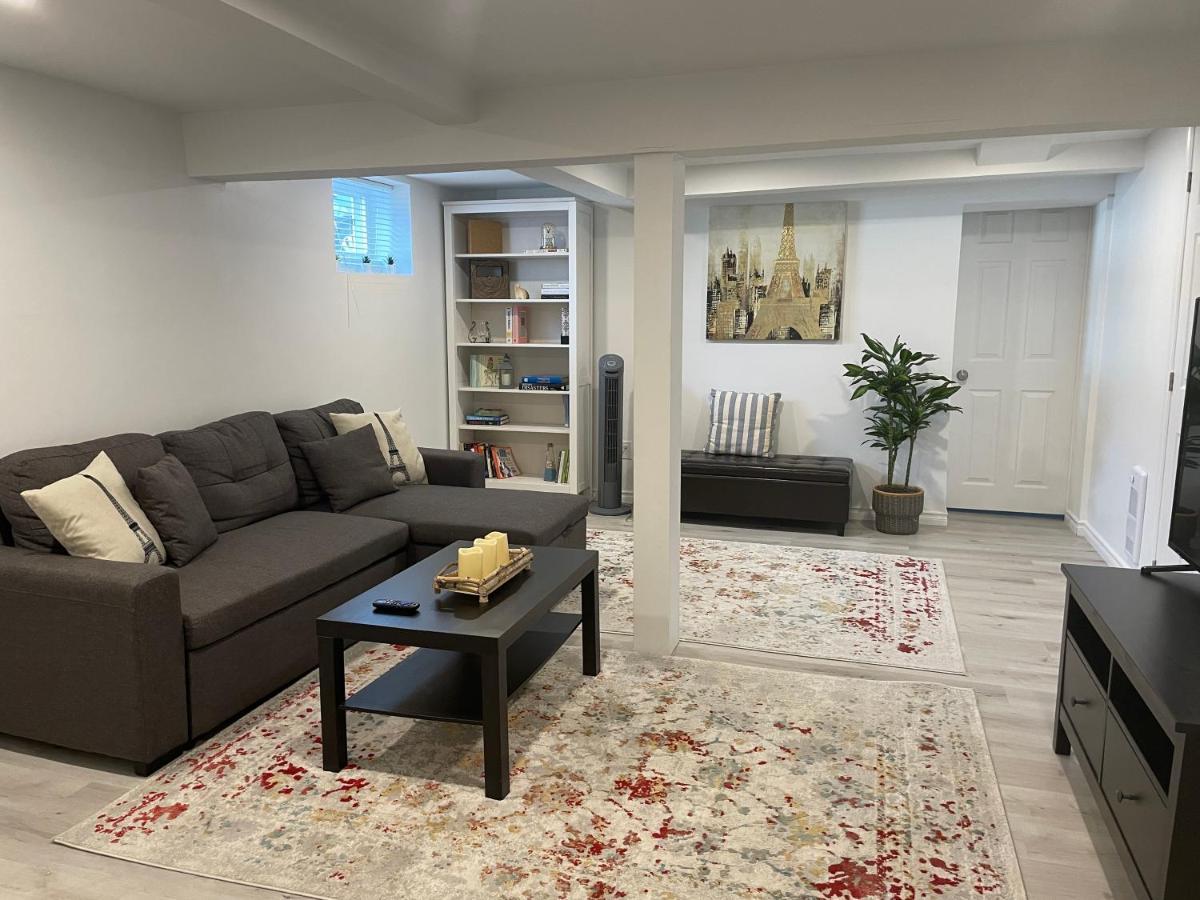 Newly Renovated 2 Bedroom 1 Ba *10 Min Walk To Falls* Niagara Falls Eksteriør billede