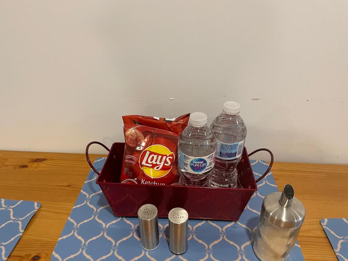 Newly Renovated 2 Bedroom 1 Ba *10 Min Walk To Falls* Niagara Falls Eksteriør billede