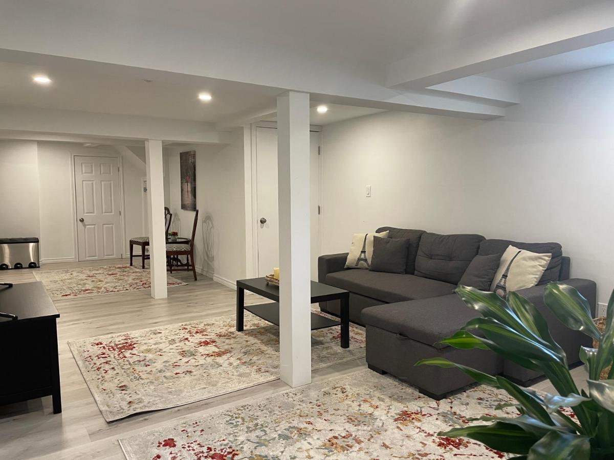 Newly Renovated 2 Bedroom 1 Ba *10 Min Walk To Falls* Niagara Falls Eksteriør billede