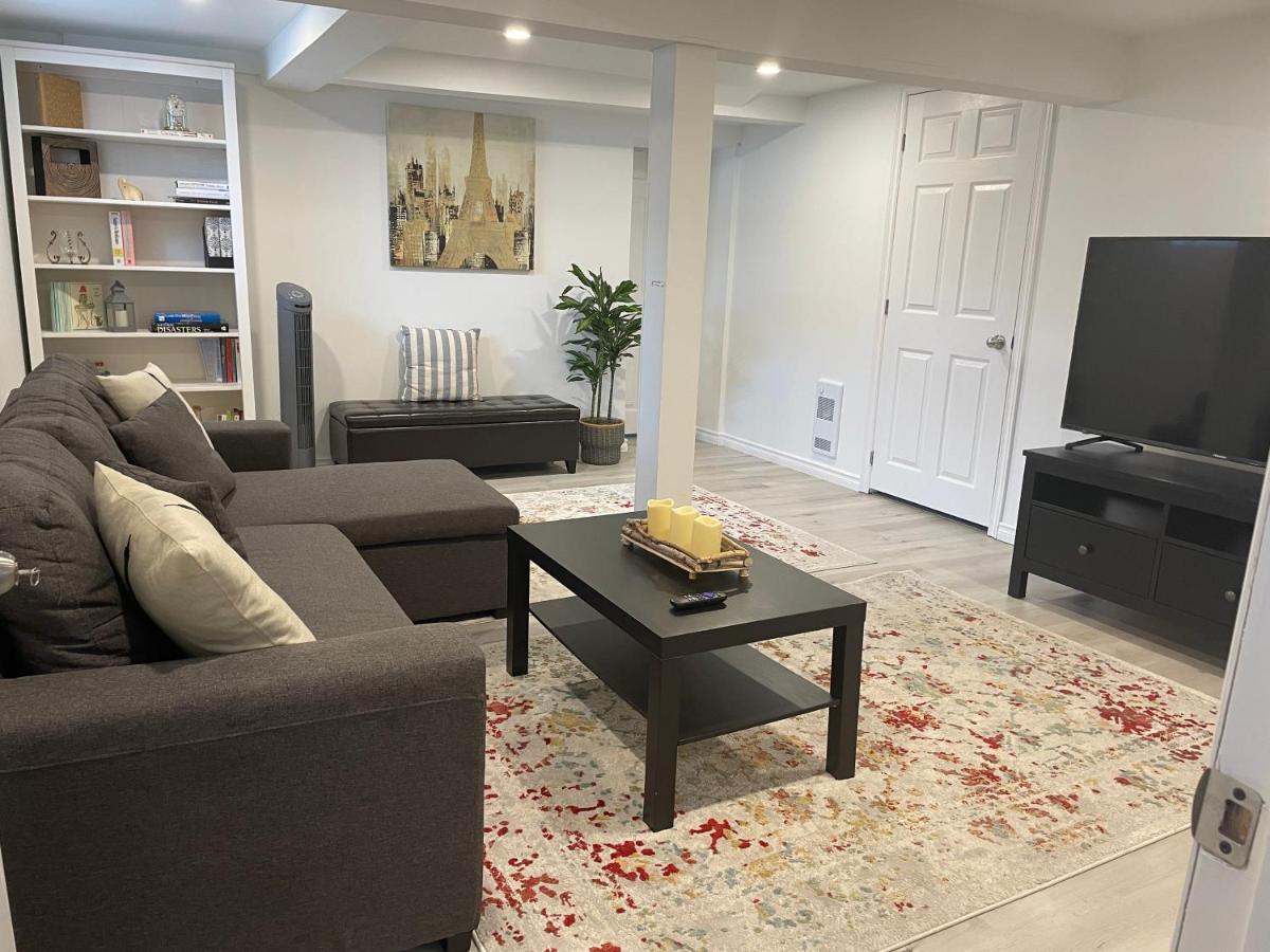 Newly Renovated 2 Bedroom 1 Ba *10 Min Walk To Falls* Niagara Falls Eksteriør billede