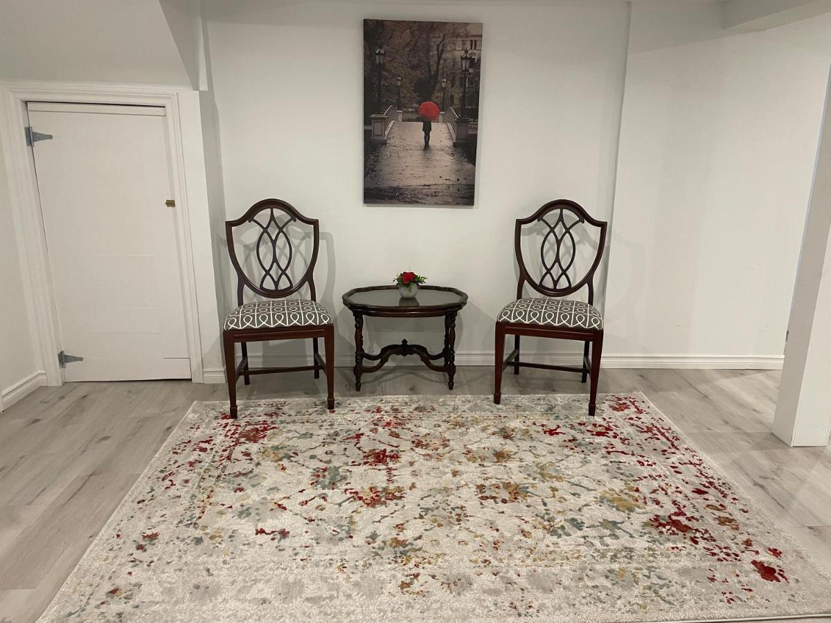 Newly Renovated 2 Bedroom 1 Ba *10 Min Walk To Falls* Niagara Falls Eksteriør billede